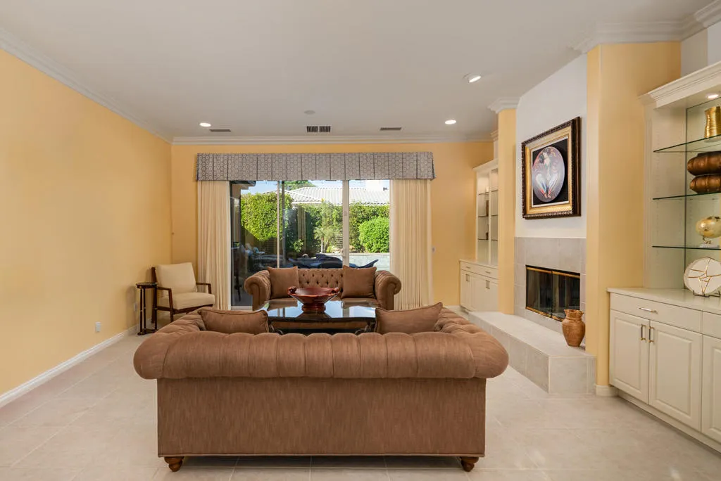 6 Dickens Court, Rancho Mirage, California 92270 home-pic-11