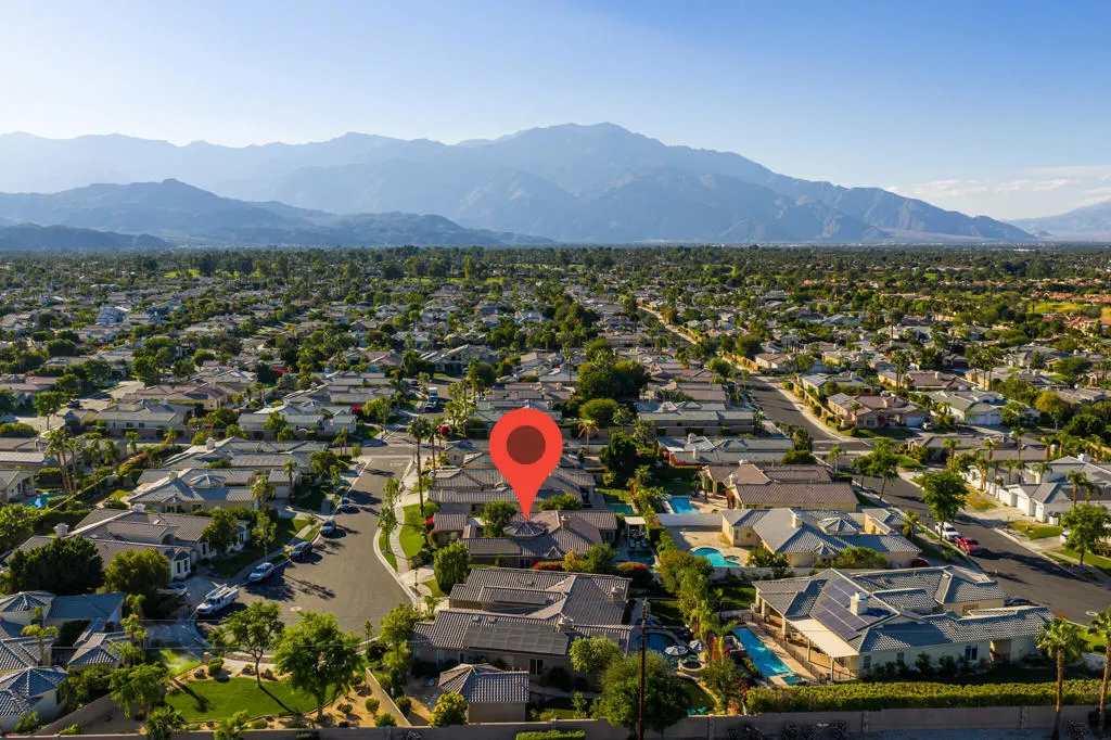6 Dickens Court, Rancho Mirage, California 92270 home-pic-50