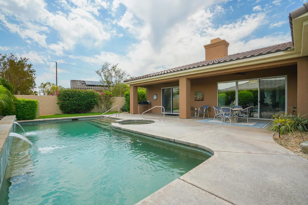 6 Dickens Court, Rancho Mirage, California 92270 home-pic-43
