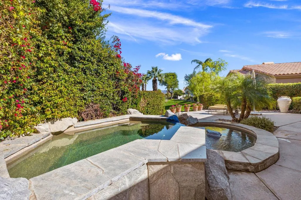 780 Dove Run Circle, Palm Desert, California 92211 home-pic-2