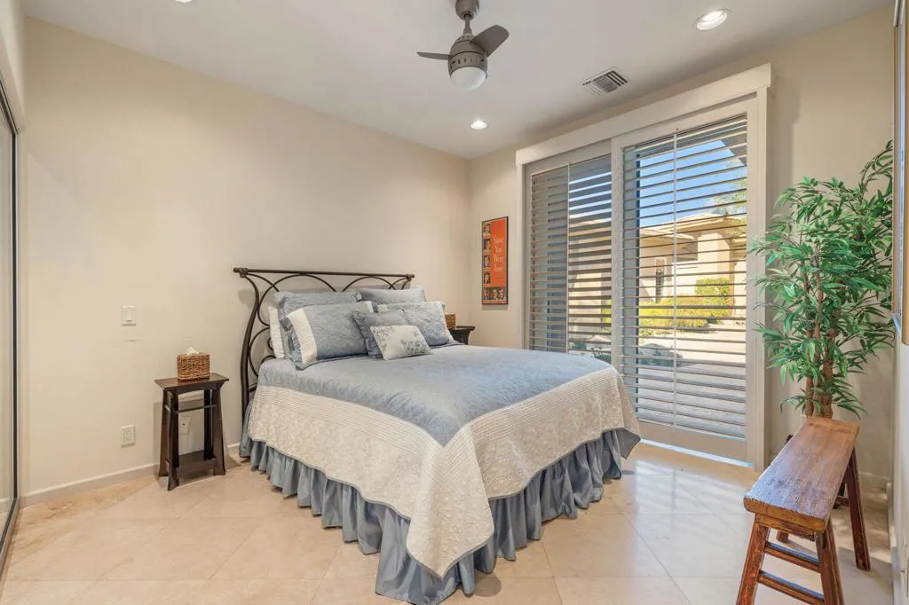 780 Dove Run Circle, Palm Desert, California 92211 home-pic-53