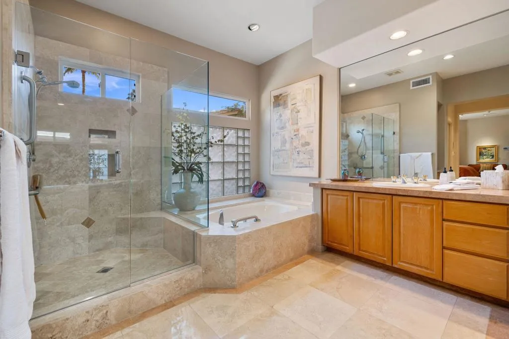 780 Dove Run Circle, Palm Desert, California 92211 home-pic-34