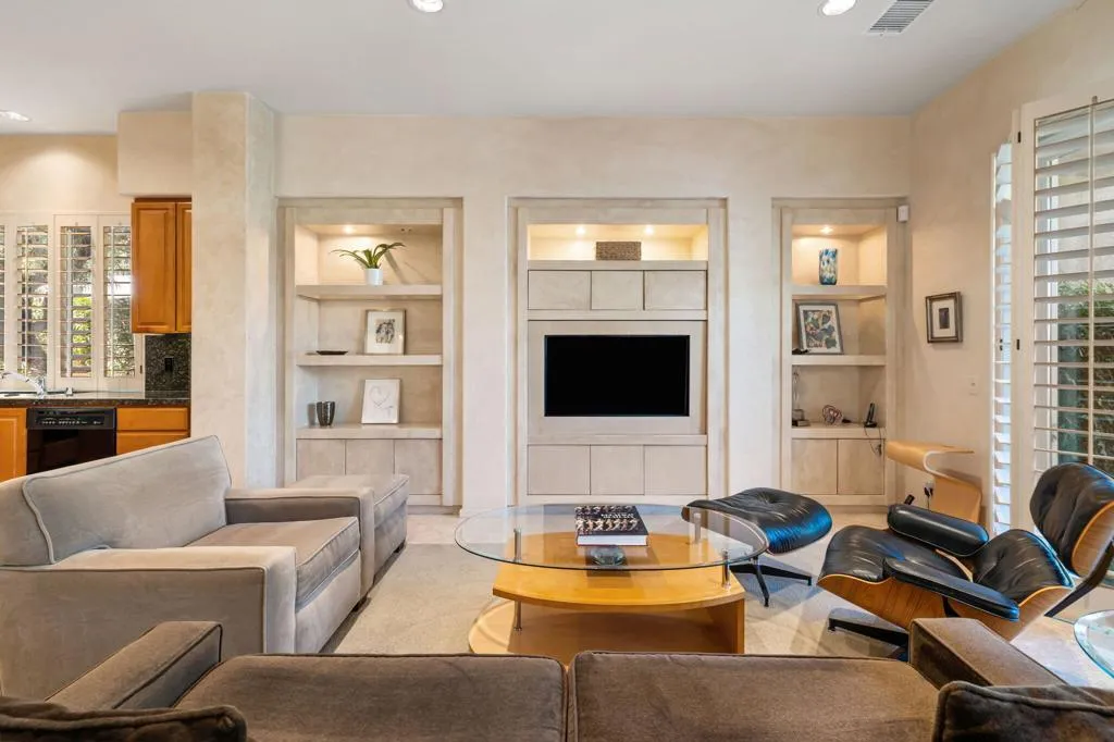 780 Dove Run Circle, Palm Desert, California 92211 home-pic-13