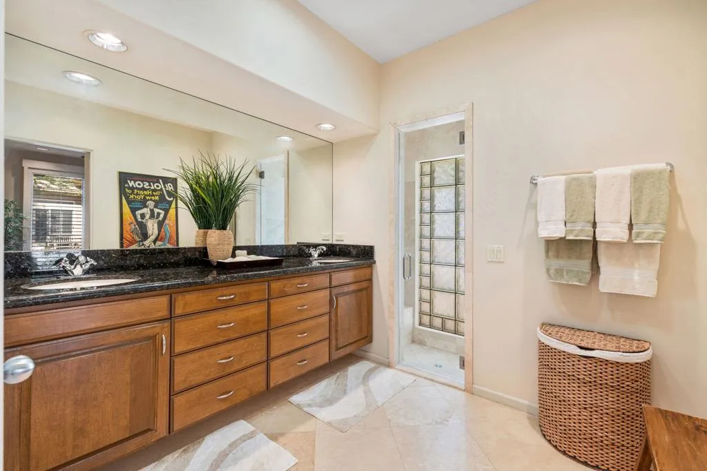 780 Dove Run Circle, Palm Desert, California 92211 home-pic-54