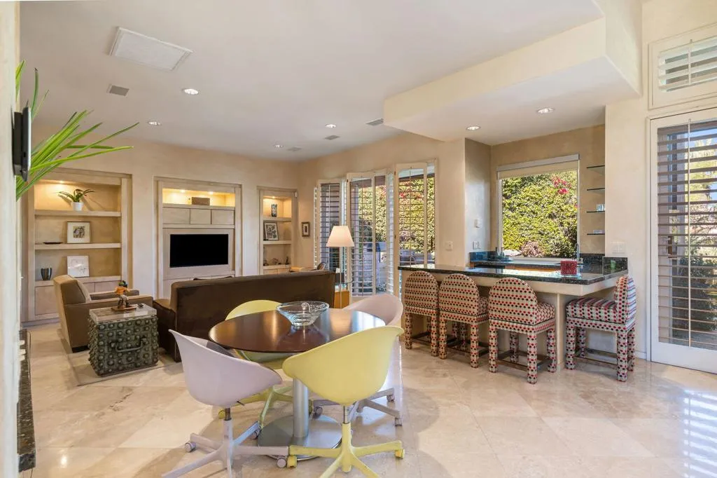 780 Dove Run Circle, Palm Desert, California 92211 home-pic-14