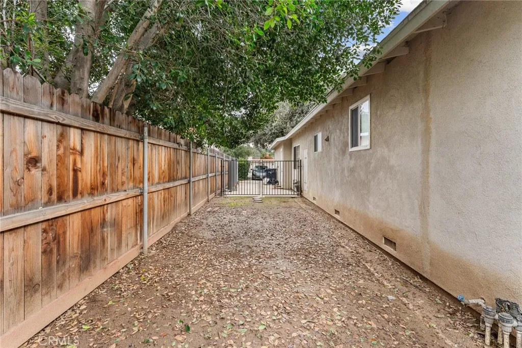1221 San Jacinto, Redlands, California 92373 home-pic-32