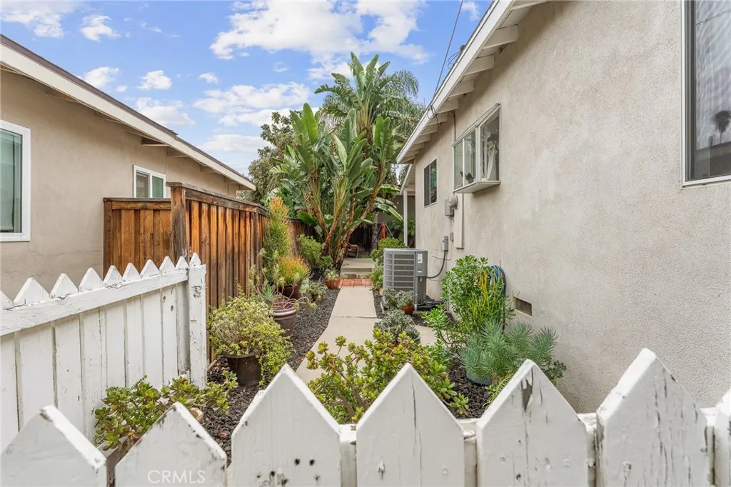 1221 San Jacinto, Redlands, California 92373 home-pic-33