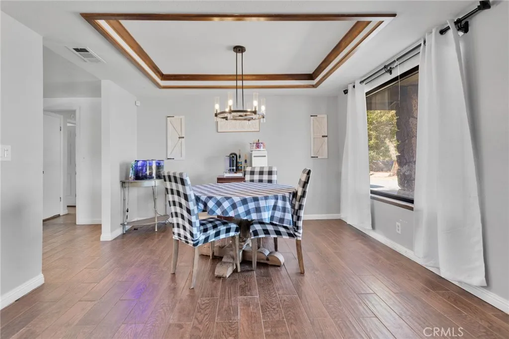 20357 Ituma, Apple Valley, California 92308 home-pic-8