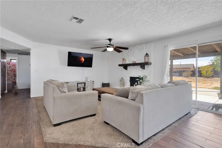 20357 Ituma, Apple Valley, California 92308