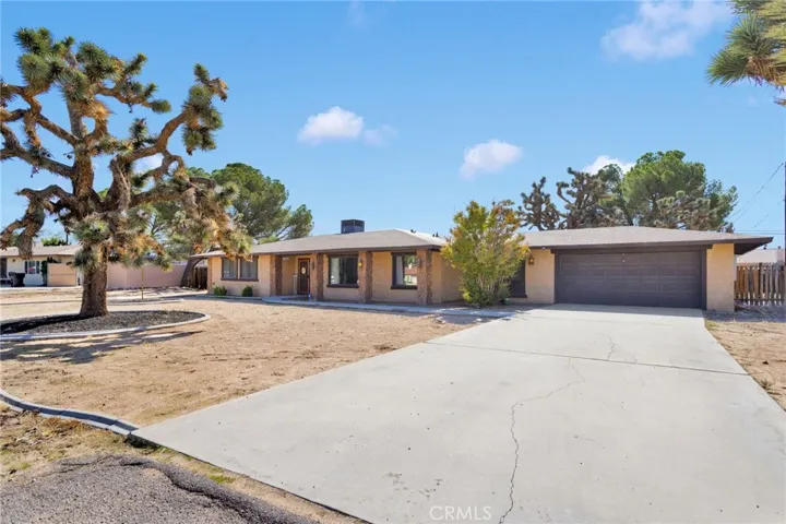 20357 Ituma, Apple Valley, California 92308