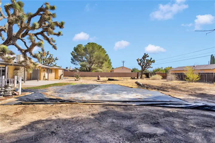 20357 Ituma, Apple Valley, California 92308