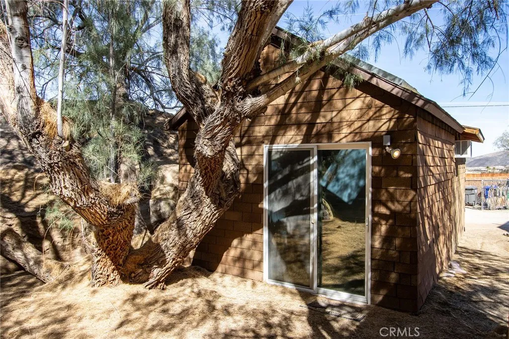 66075 Foothill, Joshua Tree, California 92252 home-pic-31