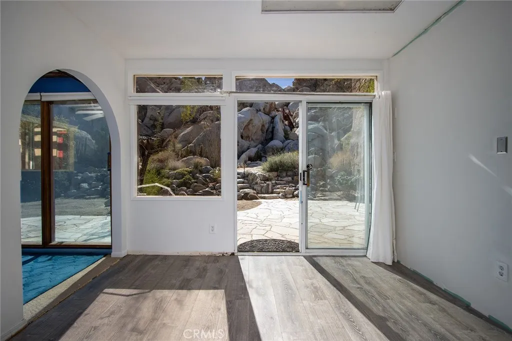 66075 Foothill, Joshua Tree, California 92252 home-pic-19