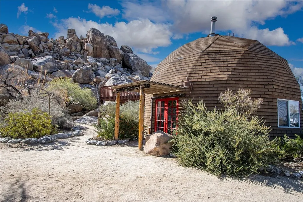 66075 Foothill, Joshua Tree, California 92252 home-pic-28