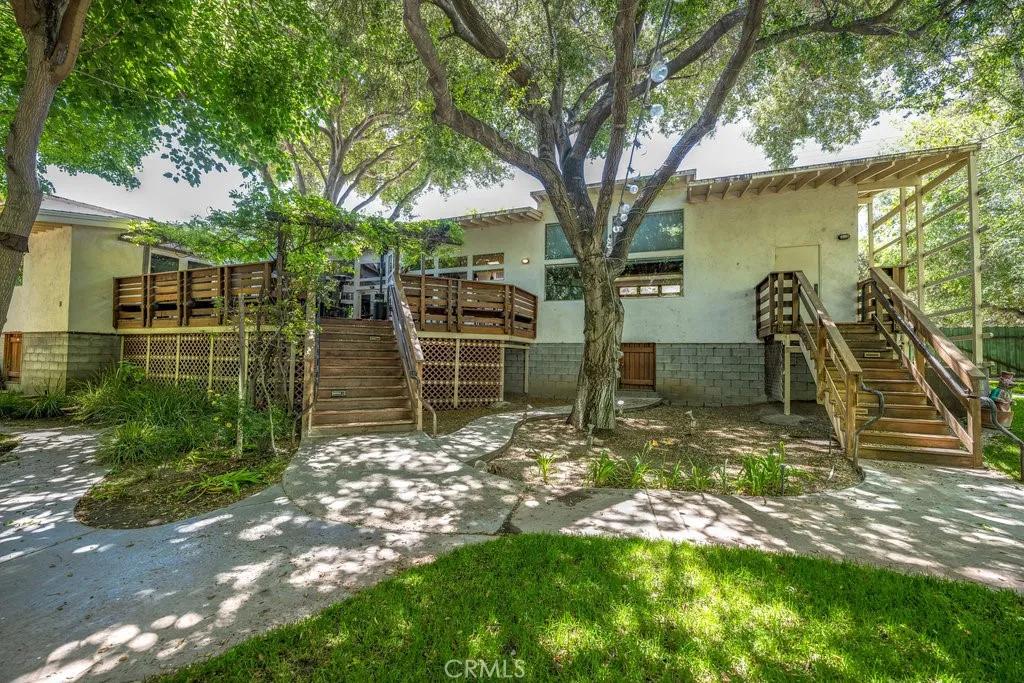 rear view to patio