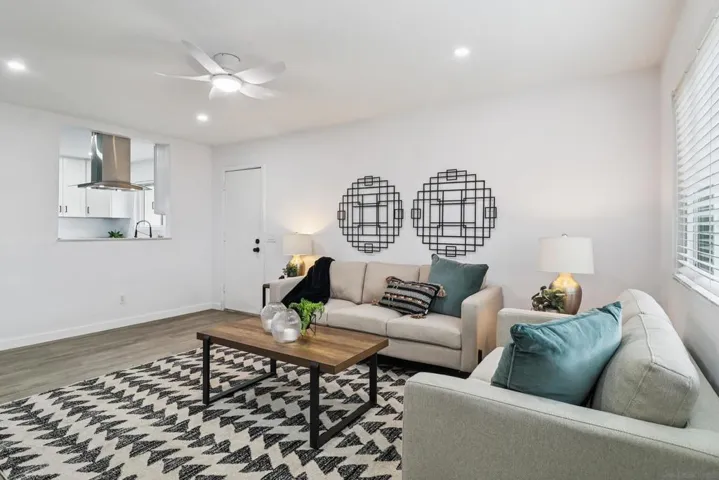10220 Princess Sarit Way, Santee, California 92071