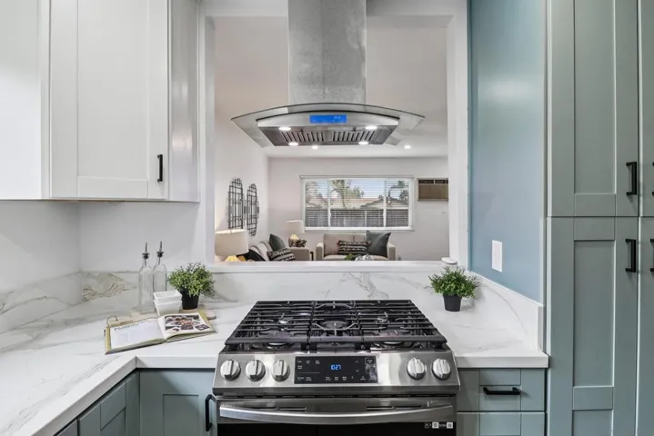 10220 Princess Sarit Way, Santee, California 92071
