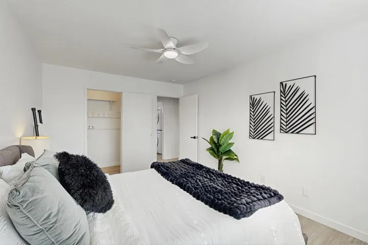 10220 Princess Sarit Way, Santee, California 92071