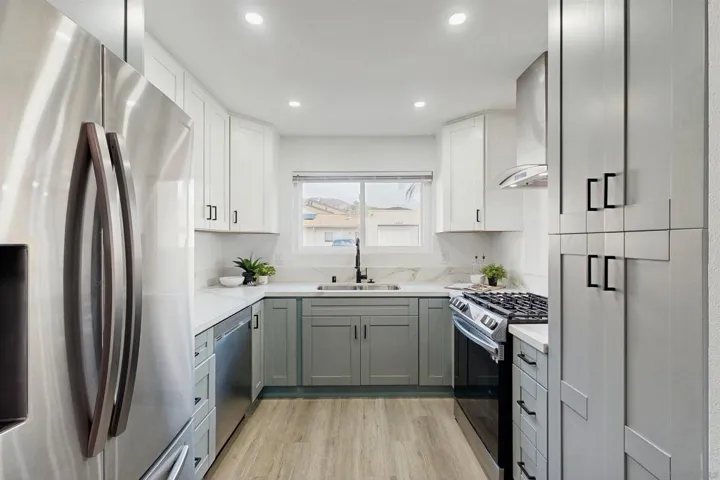 10220 Princess Sarit Way, Santee, California 92071