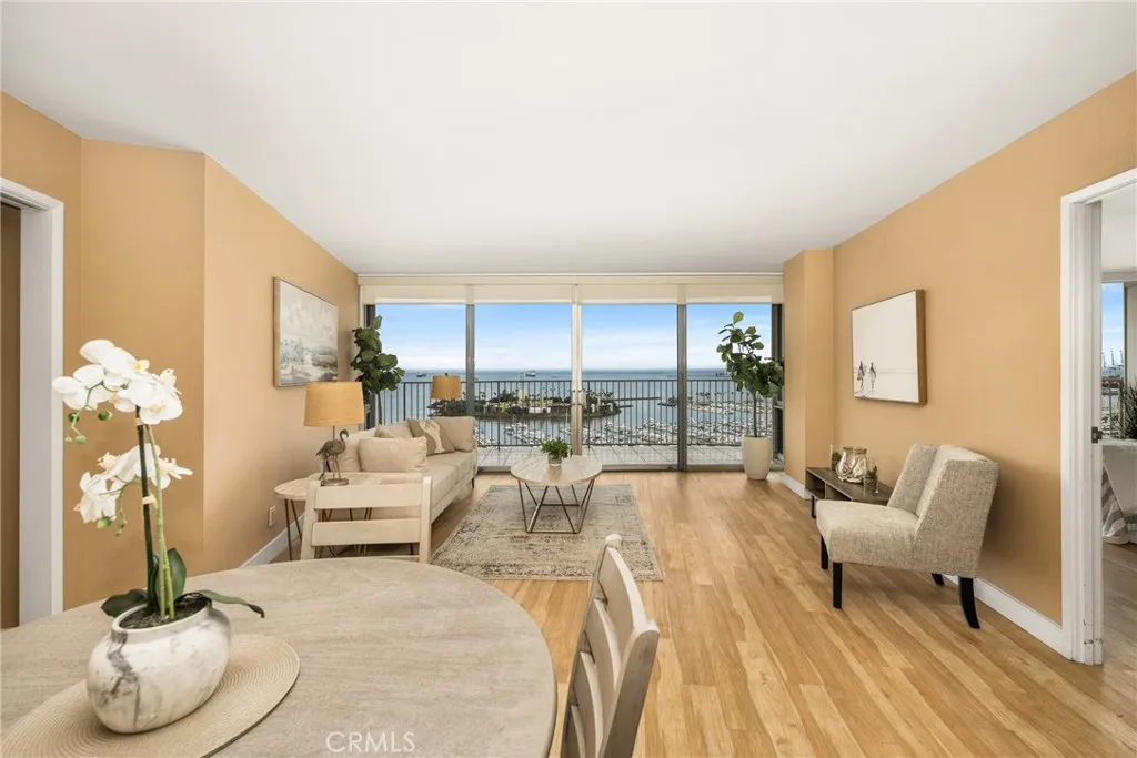 700 E Ocean 2406, Long Beach, California 90802 home-pic-5
