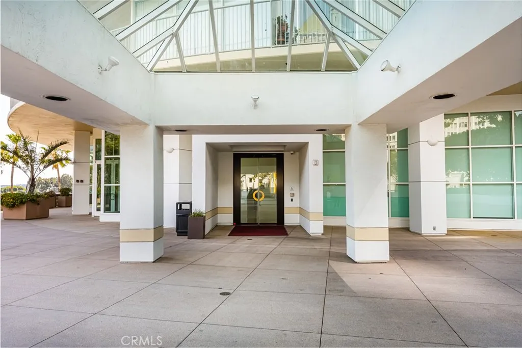 700 E Ocean 2406, Long Beach, California 90802 home-pic-3