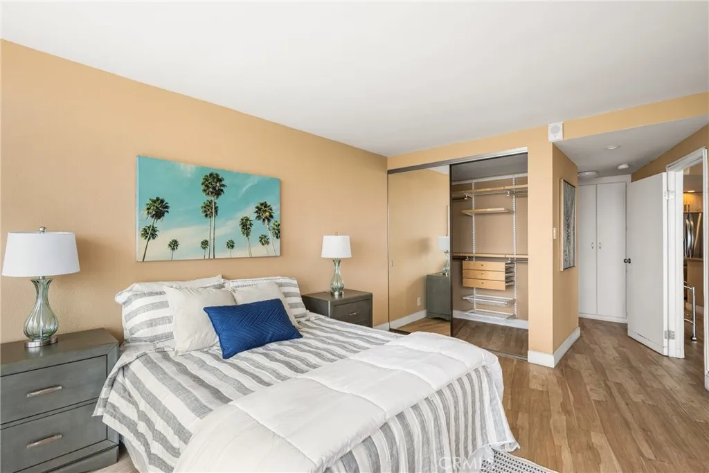 700 E Ocean 2406, Long Beach, California 90802 home-pic-34