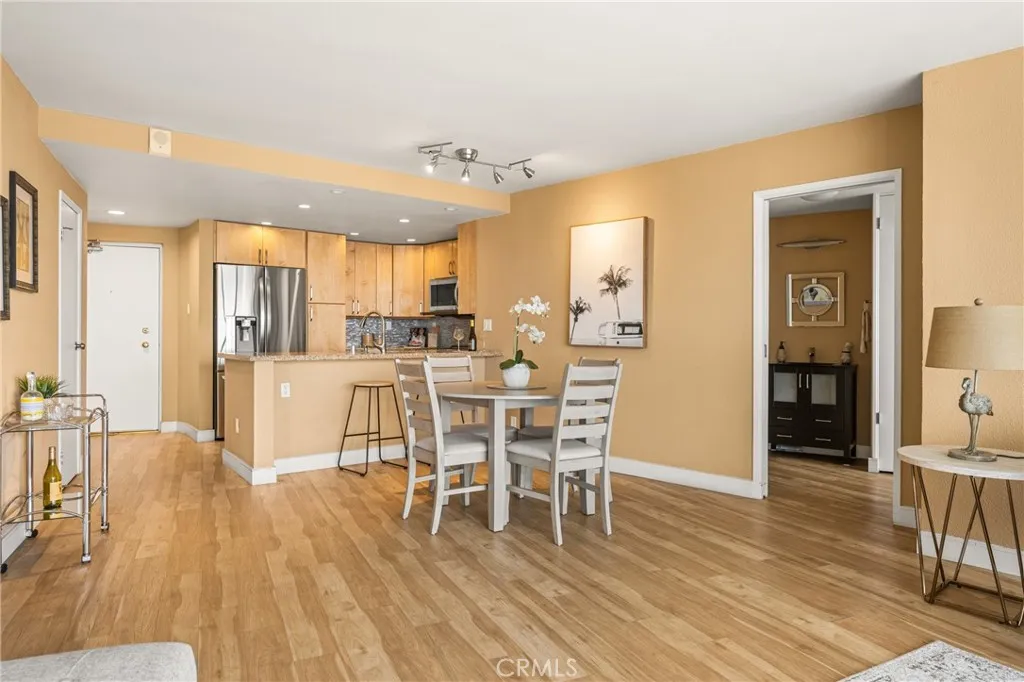 700 E Ocean 2406, Long Beach, California 90802 home-pic-16