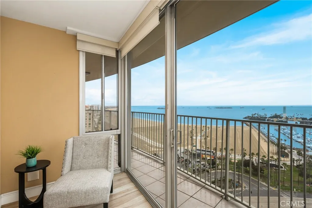700 E Ocean 2406, Long Beach, California 90802 home-pic-33