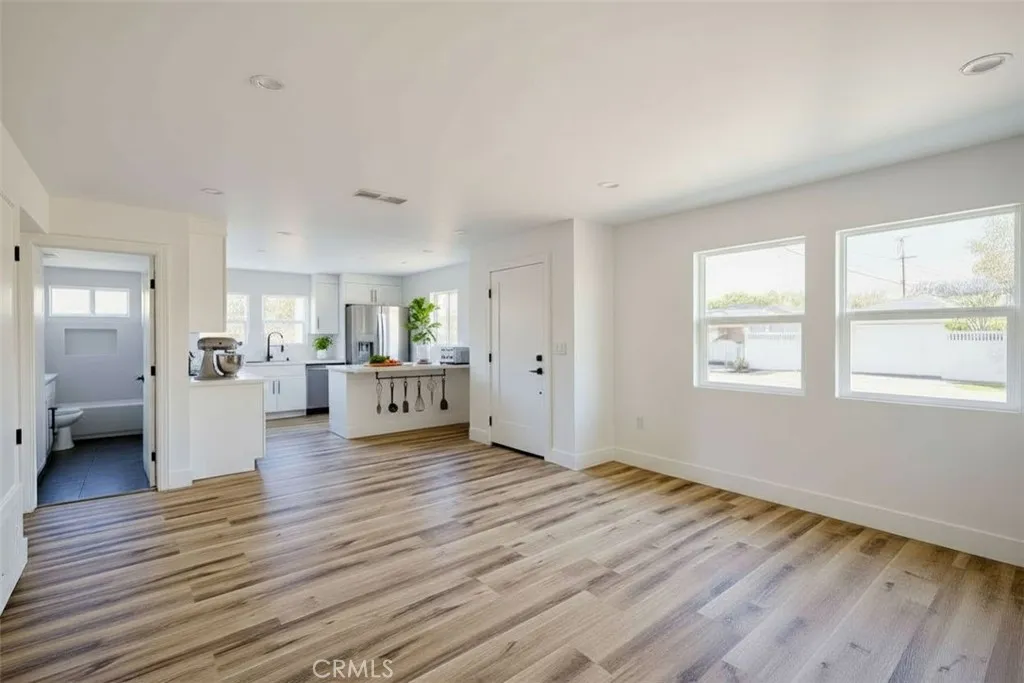 4814 Hedda, Lakewood, California 90712 home-pic-17