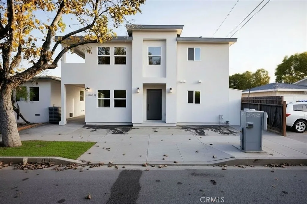 4814 Hedda, Lakewood, California 90712 home-pic-1