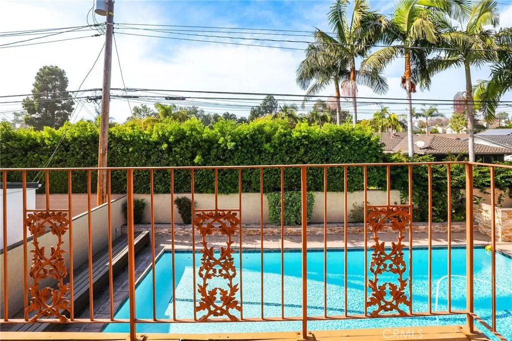 451 Margo, Long Beach, California 90803 home-pic-48