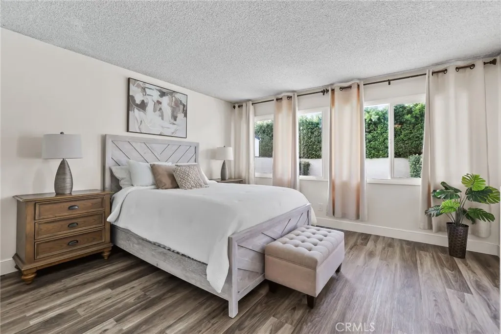 451 Margo, Long Beach, California 90803 home-pic-28