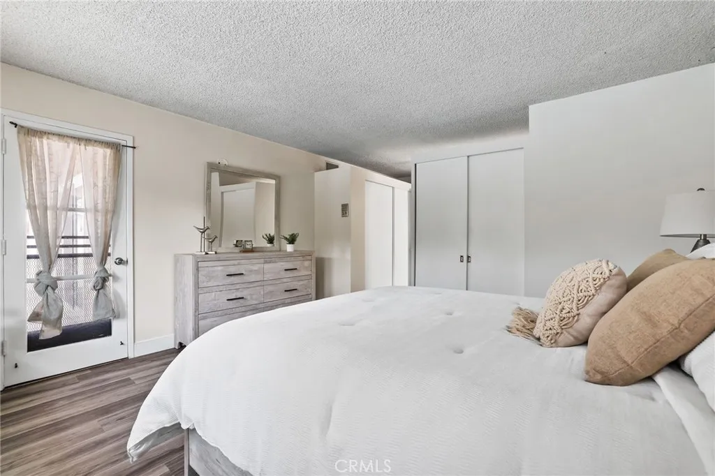 451 Margo, Long Beach, California 90803 home-pic-30