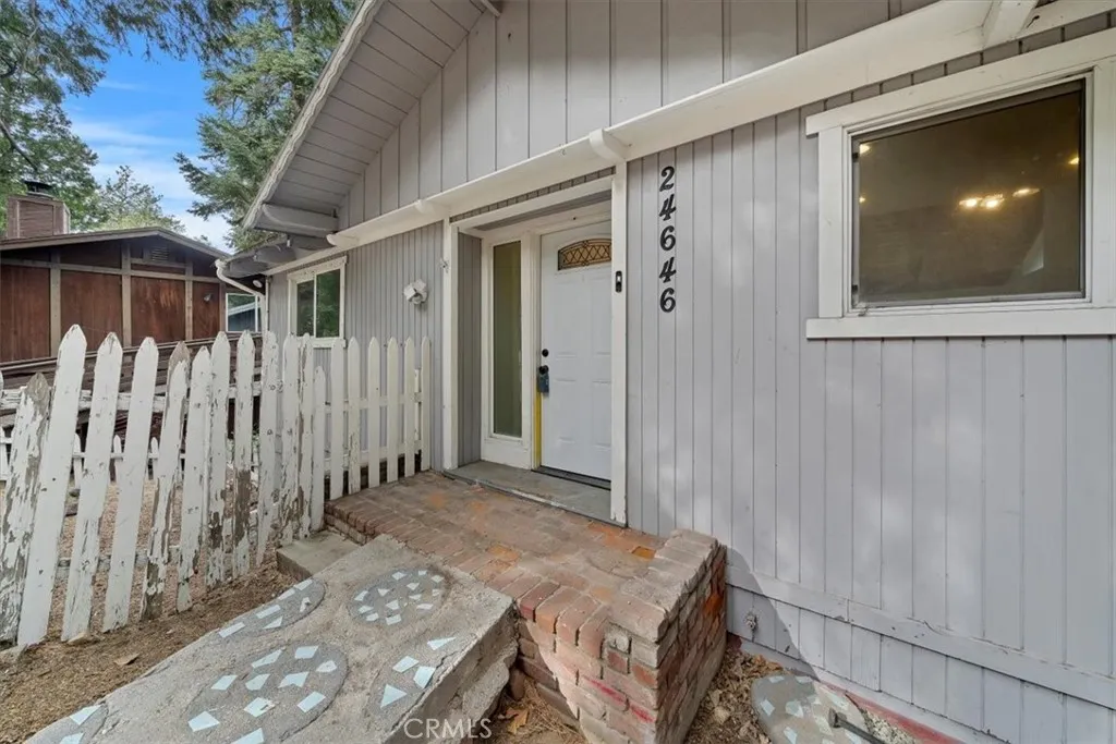 24646 Lake Gregory, Crestline, California 92325 home-pic-35