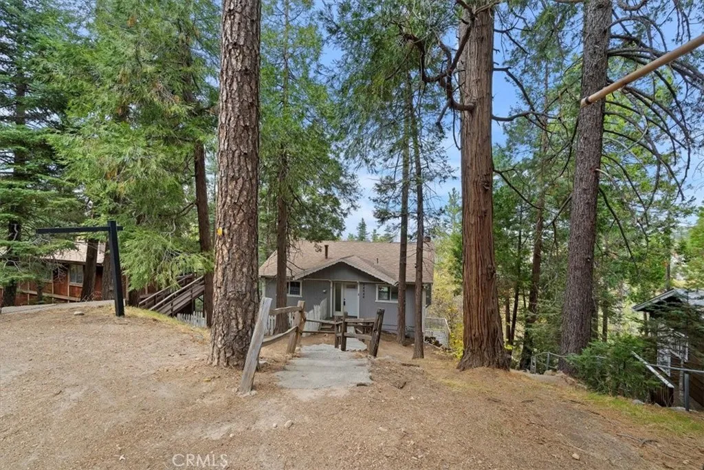 24646 Lake Gregory, Crestline, California 92325 home-pic-32