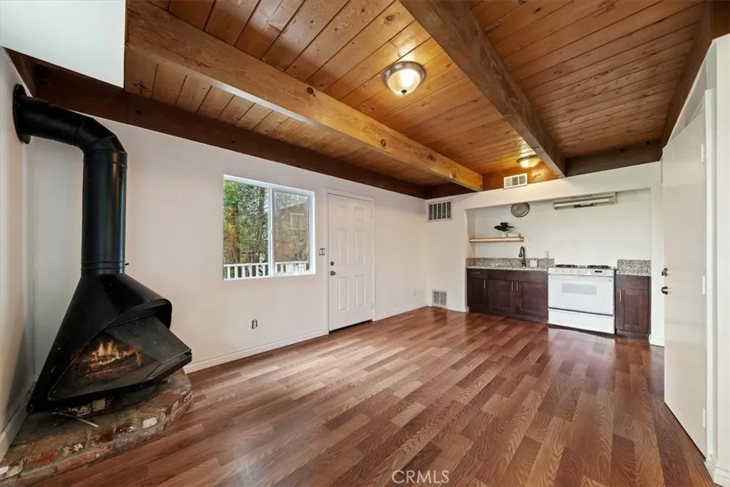 24646 Lake Gregory, Crestline, California 92325 home-pic-19