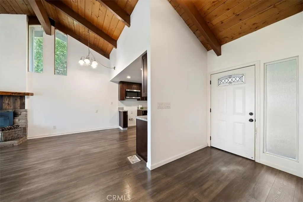 24646 Lake Gregory, Crestline, California 92325 home-pic-3