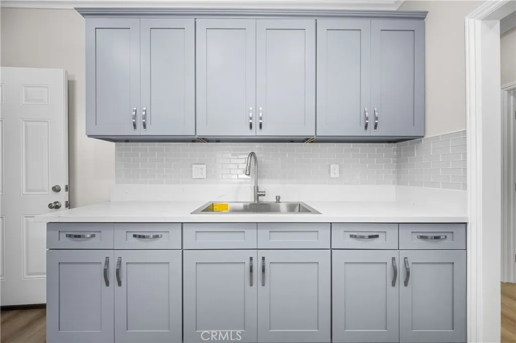 1631 Atlantic Avenue, Long Beach, California 90813 home-pic-19