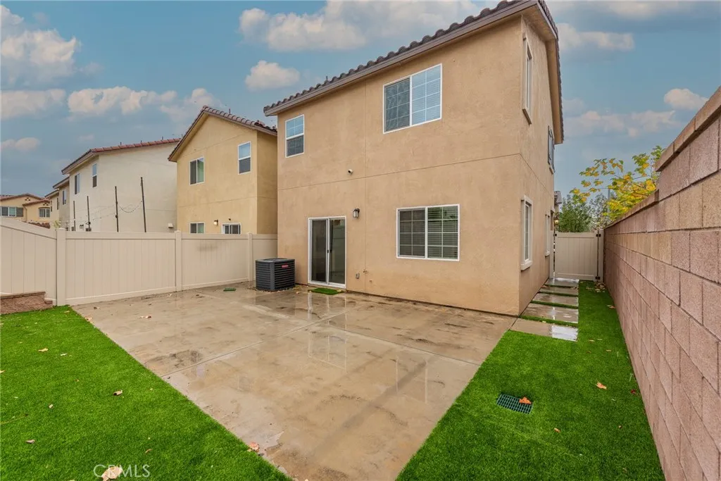 12682 Ironstone, Moreno Valley, California 92555 home-pic-28