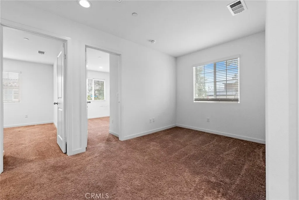 12682 Ironstone, Moreno Valley, California 92555 home-pic-16