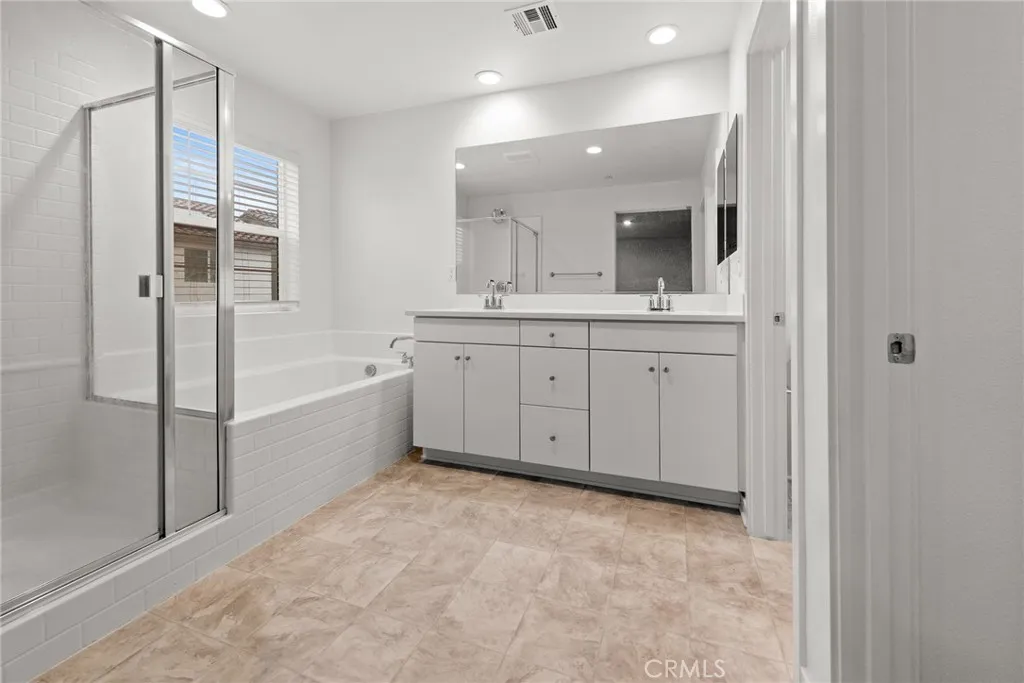 12682 Ironstone, Moreno Valley, California 92555 home-pic-22