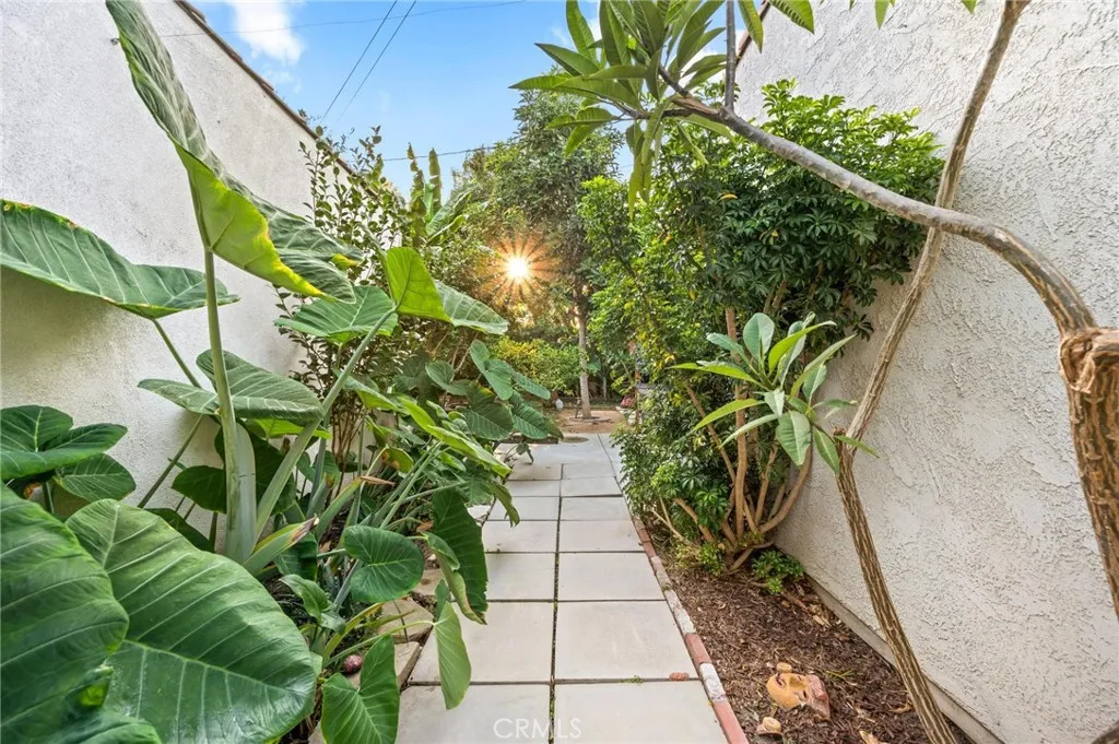 3441 Virginia Road, Los Angeles, California 90016 home-pic-30