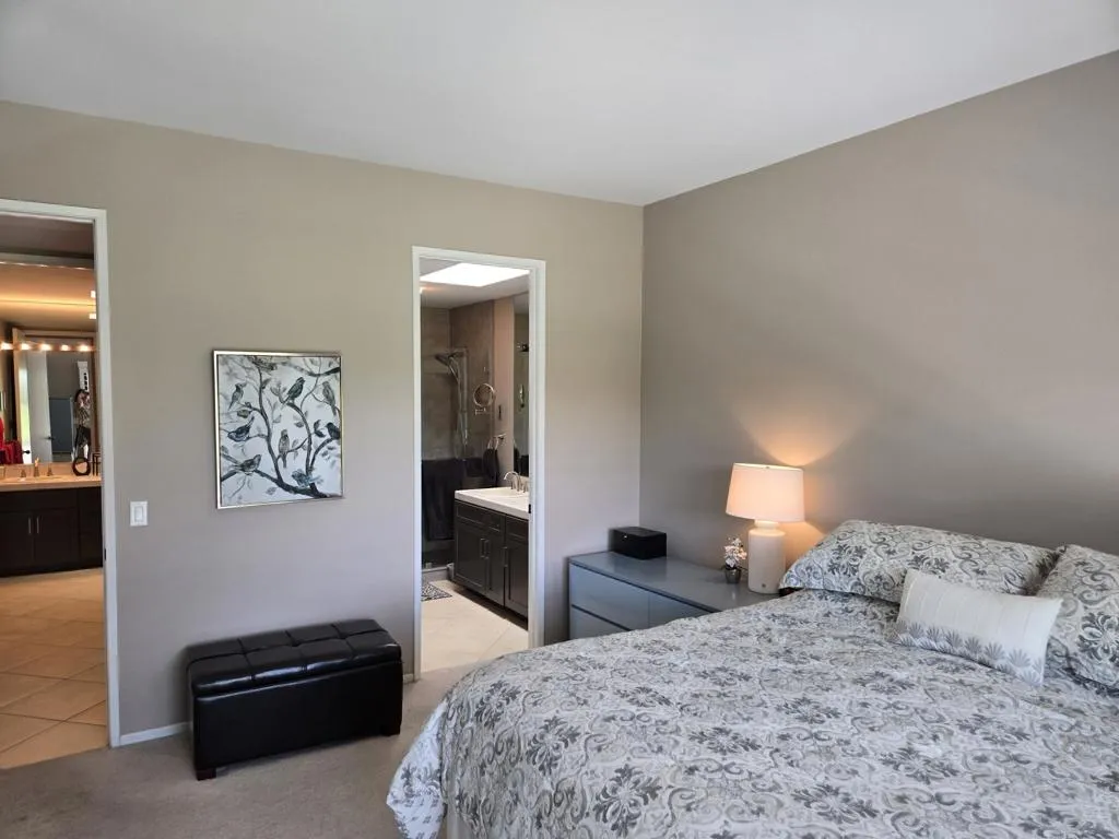 28738 W Natoma Drive, Cathedral City, California 92234 home-pic-9