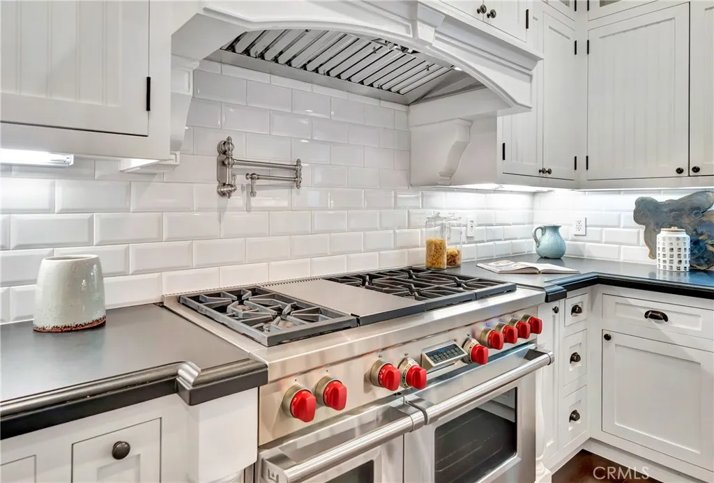 4821 Oak Park, Encino, California 91316 home-pic-17