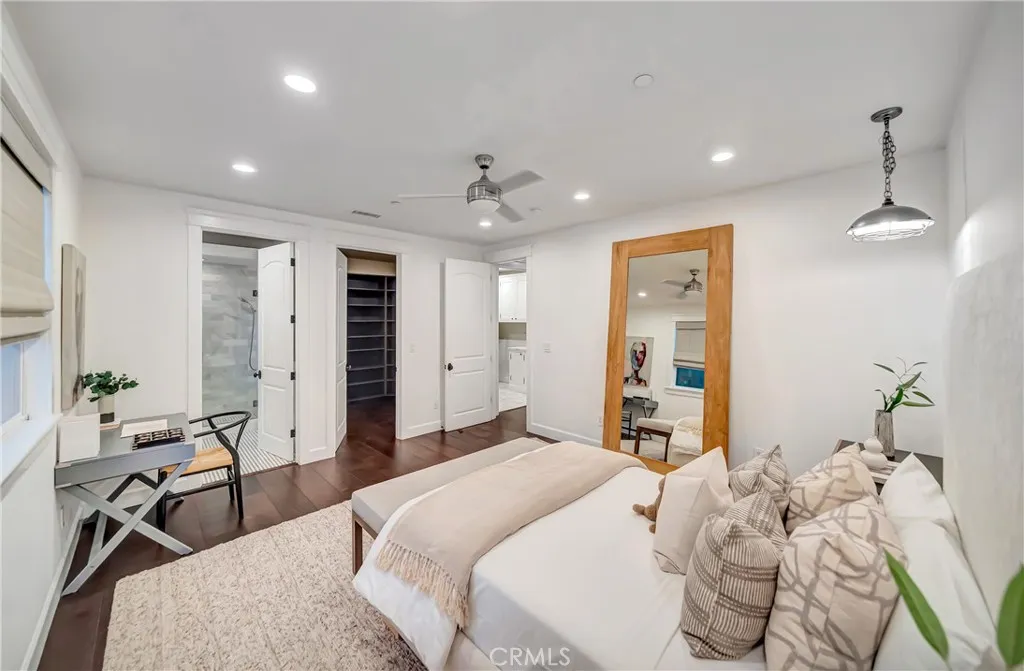 4821 Oak Park, Encino, California 91316 home-pic-31