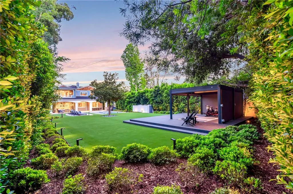 4821 Oak Park, Encino, California 91316 home-pic-19