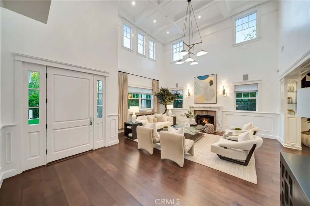 4821 Oak Park, Encino, California 91316 home-pic-14