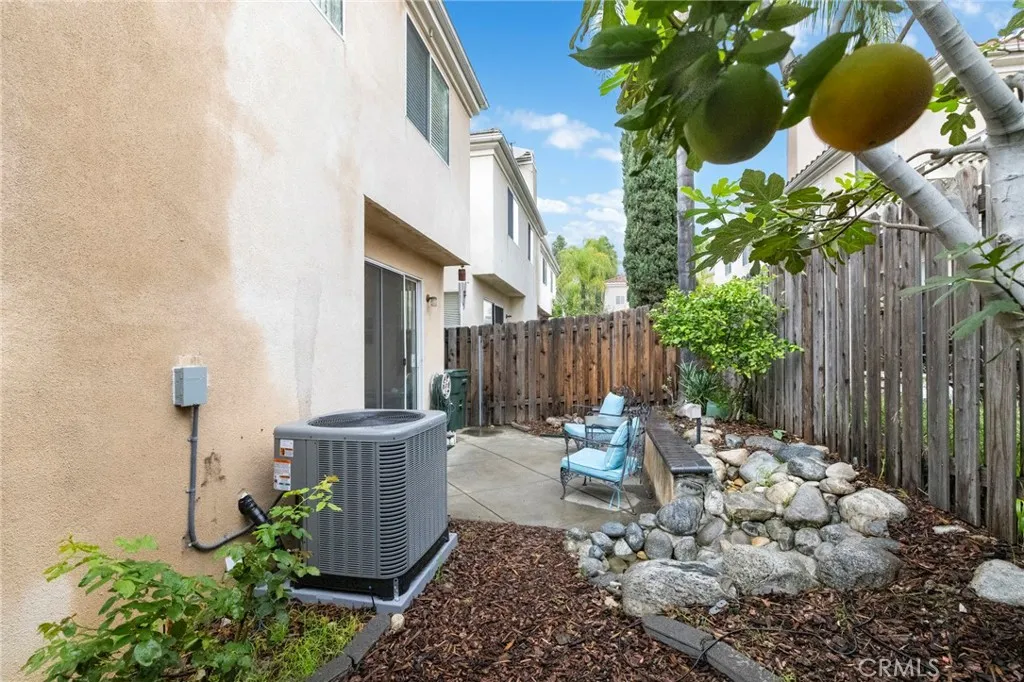 1232 Mission, Duarte, California 91010 home-pic-31