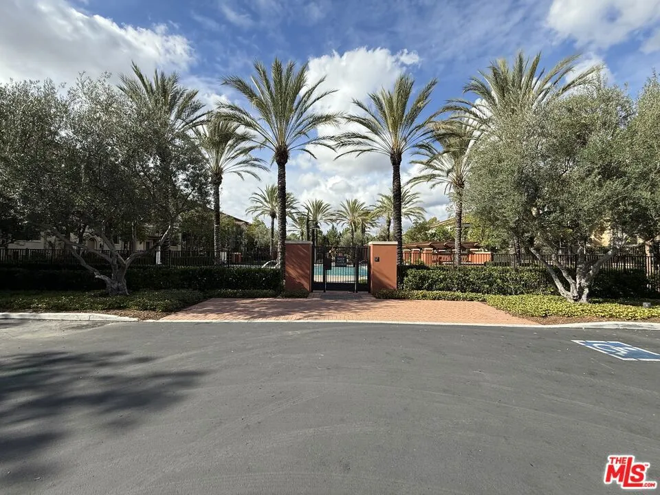 65 Plateau, Irvine, California 92618 home-pic-45