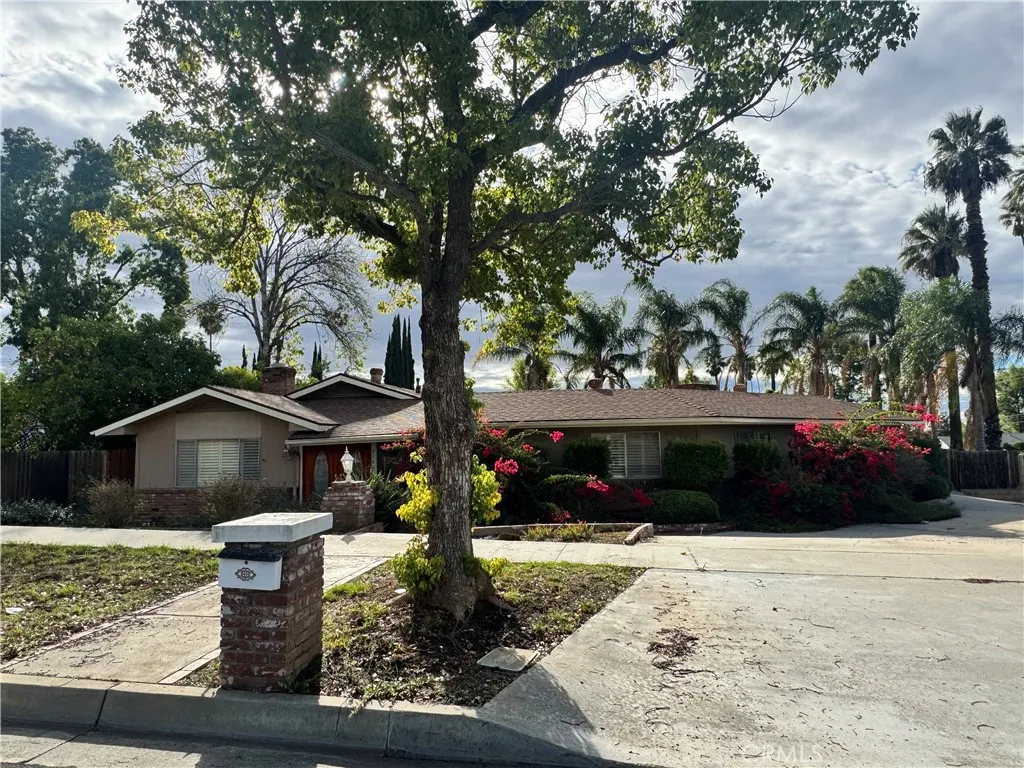 2866 Anna, Riverside, California 92506 home-pic-0